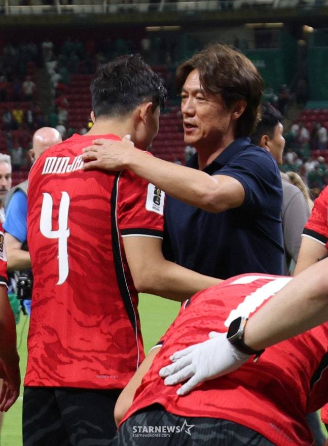 감히 손흥민을 빼?→그런데 홍명보 '초강수' 적중...
