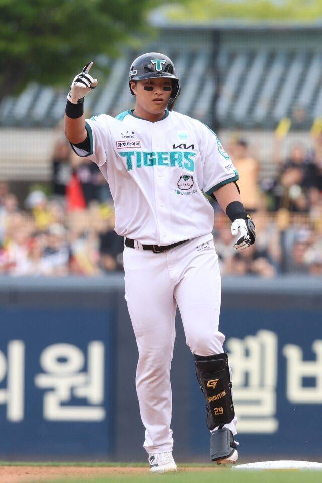 “(김)도영이한테 부담이 덜 되겠죠” 변우혁은 한 방으로 말해야 한다…외인타자 없는 KIA가 사는법