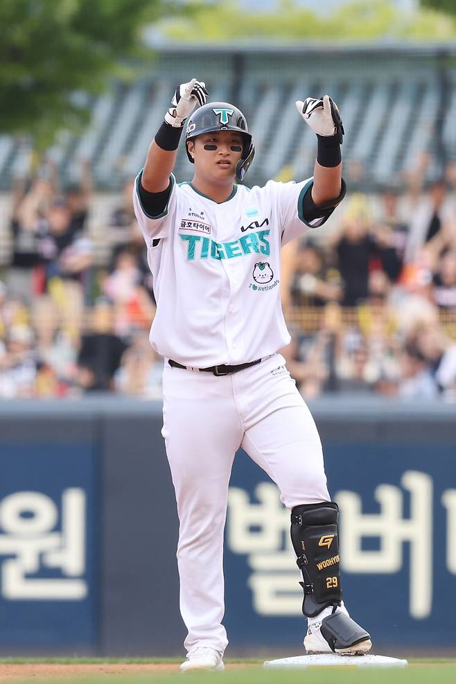 이번엔 카스트로에게 뺏길 건가…다시 열린 KIA 1루, 누가 먼저 점령하나