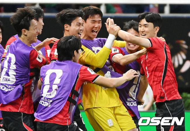 홍명보호, '2002 월드컵 이후 최초' 역사 가능하다...클롭 혹평
