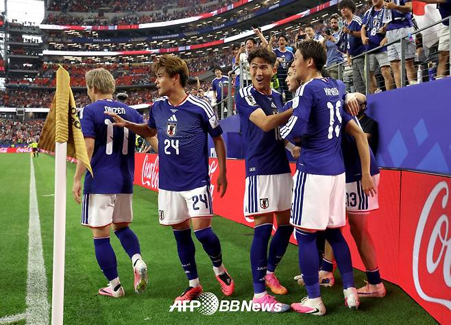 '벼랑 끝' 몰렸던 일본축구, 후반 44분 극장 동점골... 네덜란드와 2-2 무승부