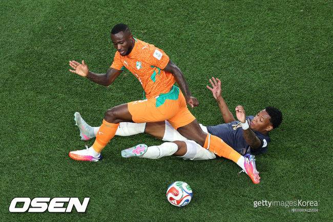 '한국 4-0 격파' 코트디부아르, '디알로 후반 45분 극적 결승골'로 웃었다.. 에콰도르 '골대 3번 강타' 불운