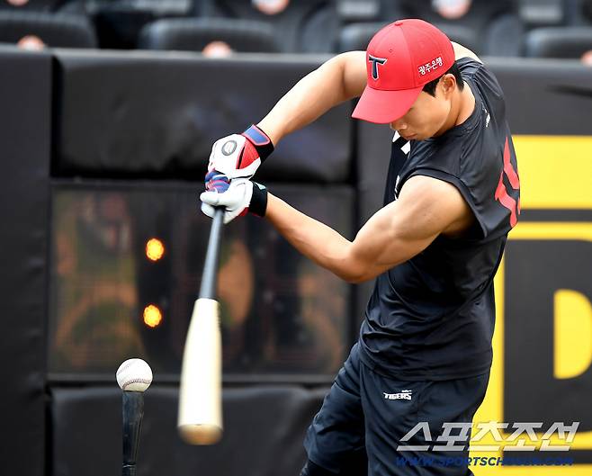 'KIA 히트상품 왜 이러나' 국대까지 뽑혔는데, 안믿기는 6월 타율 9푼