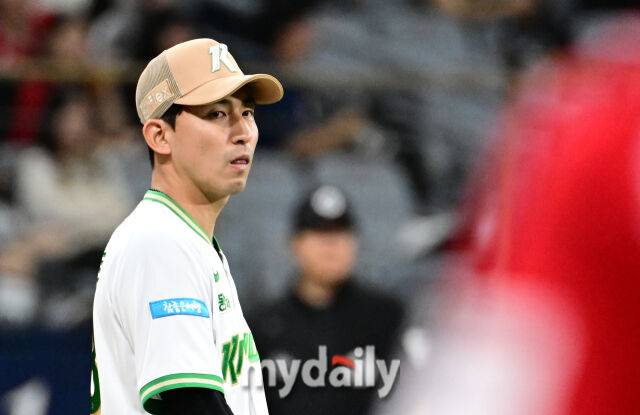 한화 김태연도 문현빈도 추풍낙엽…2014 KIA 어센시오 이후 12년만이다, 영웅들 아쿼 20SV 거뜬한 기세