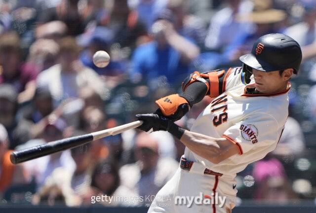 '얼른 따라오세요' 이정후 멀티 히트 친 날 로페스도 안타 하나 추가 MLB 타율 1위 유지
