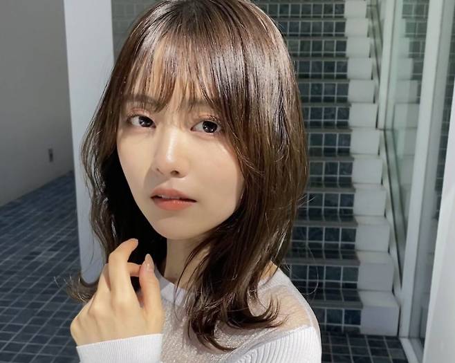 日 구보 다케후사와 열애설 '3살 연상 배우', 네덜란드전 버젓이 관전…
