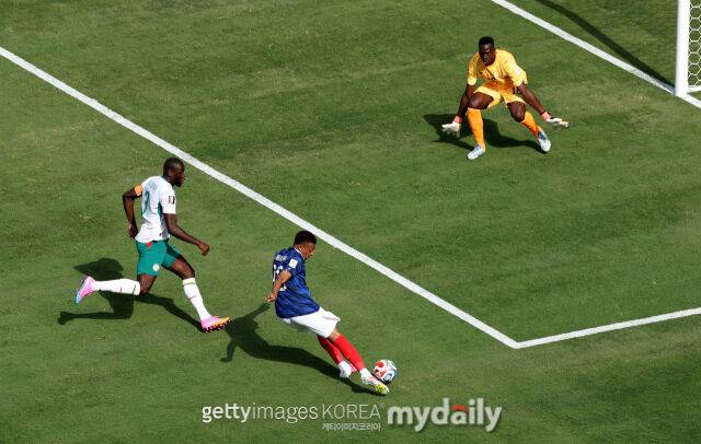 '우승 후보' 프랑스, 북중미월드컵 첫 경기서 세네갈에 3-1 승리…음바페 멀티골 [2026 WC]
