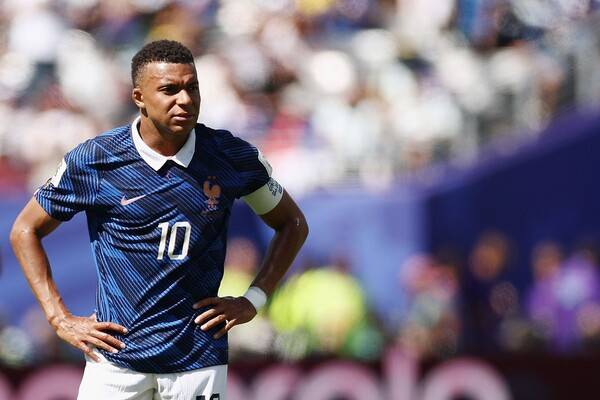 '초비상' 일본, 조기탈락 보인다… 32강서 'FIFA랭킹 1위' 프랑스 만날 위기