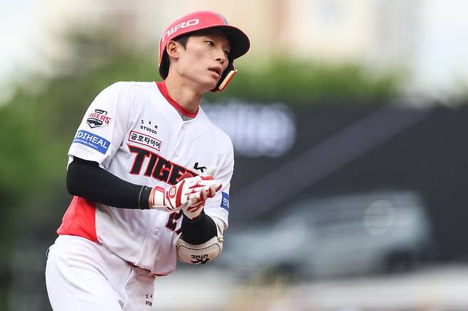 김호령 트레이드 시장에서 철수했던 한화, 시즌 후 FA 시장에선 달라질까