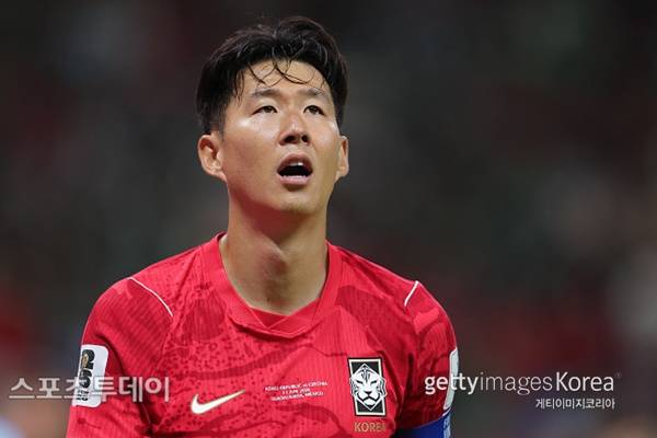 '국제 망신' 손흥민 병역 특례 조롱한 韓 취재진들…대표팀 '인터뷰 패싱'에 외신도 주목 [ST이슈]