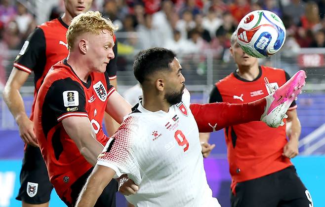 '韓 1-0' 잡고 기세 끌어 올린 오스트리아 기어코 일 냈다…요르단 3-1 꺾고 '36년 만의 월드컵 승리 감격'