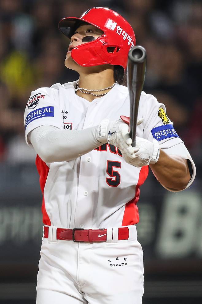 KIA 만나 무너진 LG 광속구 투수 리오스…김도영에게 첫 실점, 나성범에게 첫 홈런 헌납[스경x현장]