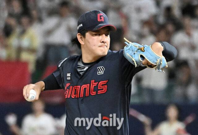 2이닝은 못채웠다 롯데 김원중 자진 강판 19일 키움전 등판 여부 관심 [MD인천]