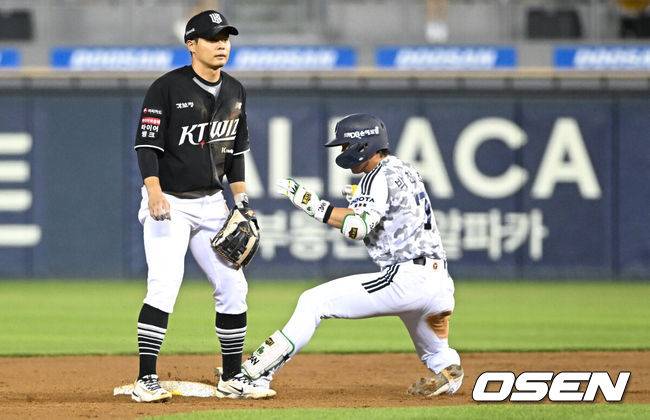 와! ‘KIA→두산’ 80억 FA의 집념, 번트 실패→번트 실패→역전타 폭발…감독도 감탄 “희생정신이 만든 결승타”