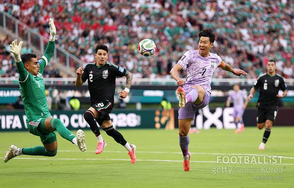 '한 번의 실수가 패배로 직결' 한국, 멕시코에 0-1 패배 '조 1위 실패, 2차전 무승 징크스 계속' [멕시코전 현장 리뷰]
