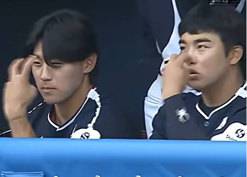 이정후 공 더 잘 보려고 따라했는데→美