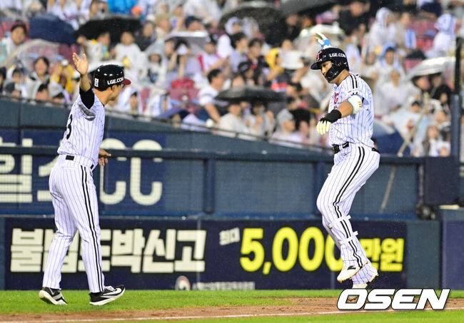 ‘LG 킬러’ 잡는 비밀병기 있었네… ‘4안타’ 송찬의 역전 투런 홈런, LG 2연패 탈출, 이정용 시즌 첫 승 [잠실 리뷰]