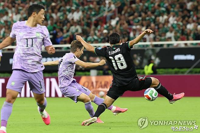 멕시코와 말 통하는 우루과이 주심, 이강인에 치명적이었나…