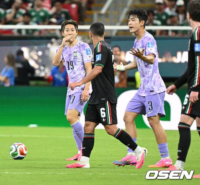 '입 좀 다물어' 이강인, 멕시코 반칙+신경전도 이겨냈지만...