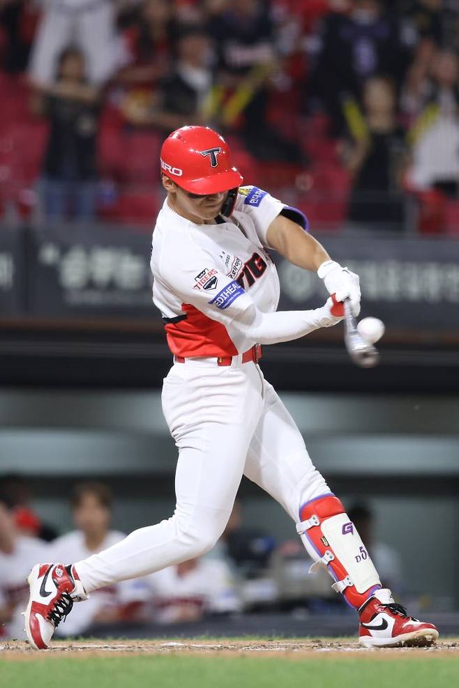 “도영아, 그거 하지마” 이어지는 이범호 잔소리? 184.1㎞ 탈KBO 타구, 악몽의 끝이 보인다