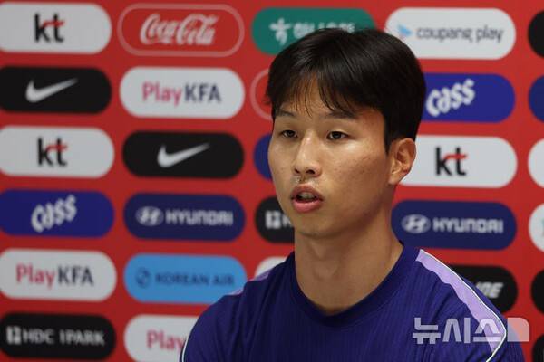 '깜짝 조커 급부상!' 홍명보호, 새로운 공격 옵션 찾았다...조규성 향한 '환상 크로스' 존재감 드러낸 엄지성,
