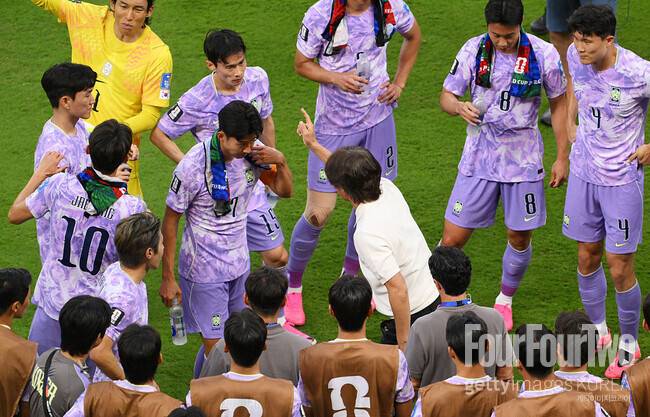 “한국이 툭하면 일본과 비교되는 이유” 日 매체 훈수 뒀다…“홍명보호, 이대로면 강호 상대로 골 넣기 힘들어”