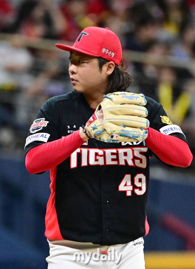 성영탁 0이닝 5실점만큼 김범수 사구→안타→안타도 치명적이었다…36G KBO NO.1, 누가 그를 탓하리오