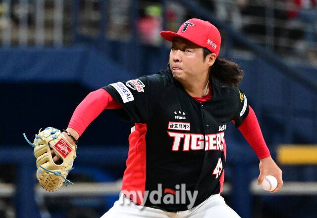 성영탁 0이닝 5실점만큼 김범수 사구→안타→안타도 치명적이었다…36G KBO NO.1, 누가 그를 탓하리오