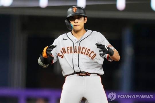 '이게 꿈이냐, 생시냐' 이정후, 손흥민 EPL 득점왕에 비견될 한국인 '전인미답' MLB 타격왕 되나?...타율 1위 눈앞