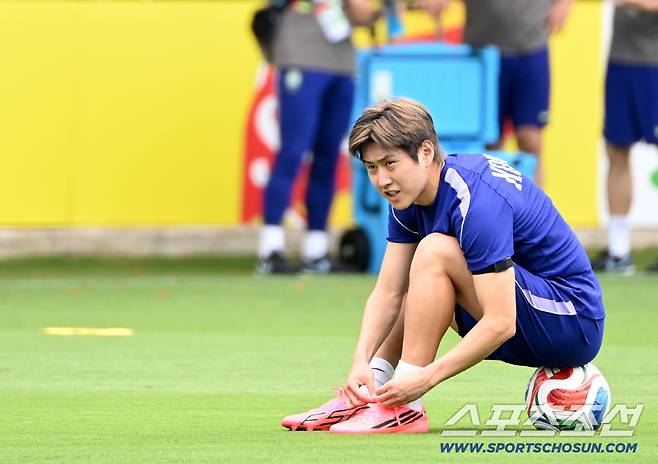 '韓 월드컵 영웅' 이강인, 조별리그 대활약→PSG '전격 탈출' 무산 날벼락 없다!
