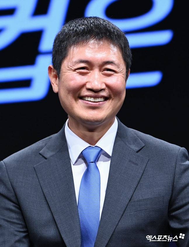 이영표 감동 멘트! 일본 4골 폭격에도