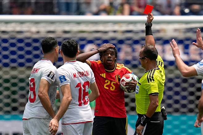 이란, 적성국 미국에서 사상 첫 '토너먼트 진출' 보인다…FIFA 9위 벨기에와 0-0 깜짝 무승부→베이란반드 '야신 모드' 발동