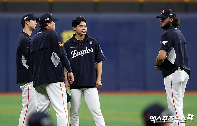 한화 17승 투수, 여전히 한국 잊지 않았네…