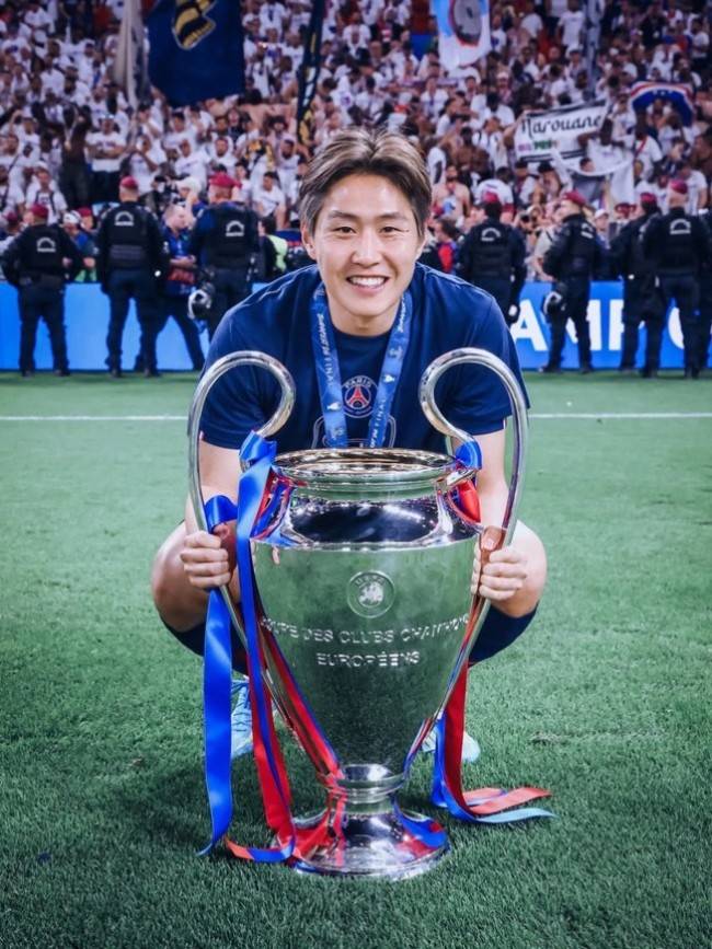 이강인 못 떠나게 막던 PSG, '결국' 마음 바꿨다…