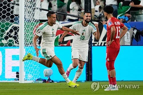 아시아 또 무너졌다…알제리, 중동 요르단 2-1 뒤집기 격파→요르단 탈락 확정