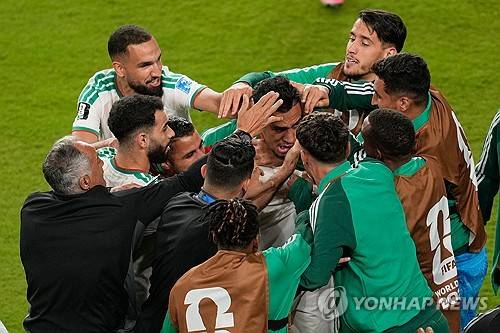 아시아 또 무너졌다…알제리, 중동 요르단 2-1 뒤집기 격파→요르단 탈락 확정