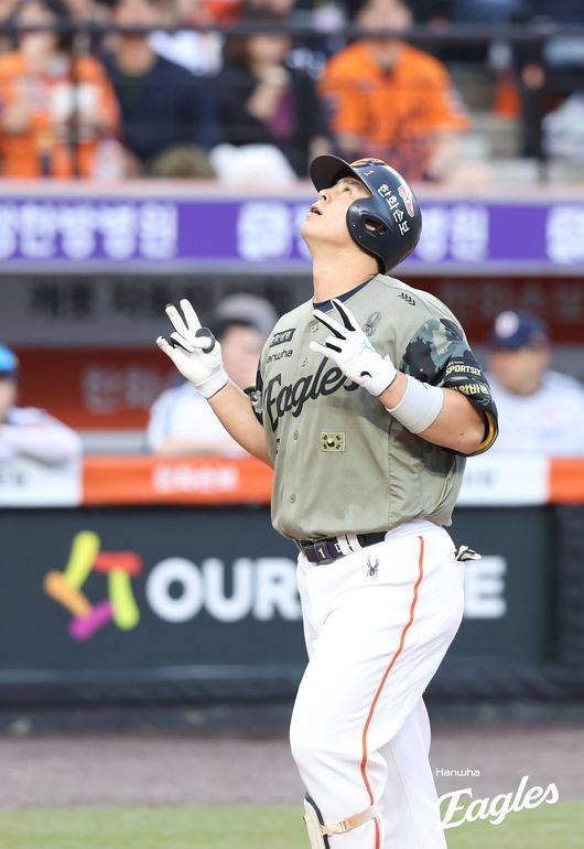 '홈런타자' 노시환 앞에서 고의4구…그대로 경기 끝났다! 한화 3-2 승리, 두산 4연패 수렁 [대전 리뷰]