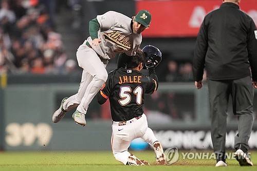 美 중계진, 이정후에 또또 놀랐다