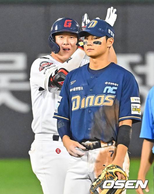 롯데 미친 7연승 질주! '역전타→결승타' 나승엽 3타점 대폭발, 8회 대역전극...낙동강더비 첫 위닝 [부산 리뷰]