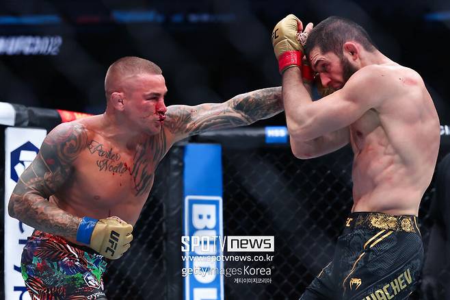 만취→경찰관에게 몸싸움 시도→경찰 체포…UFC 레전드 추태 후 고백