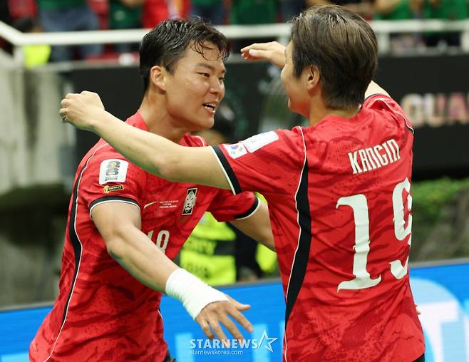 '도대체 왜' 홍명보 감독, '사상 첫 손흥민 선발 제외' 초강수 던졌나 [월드컵 현장 분석]
