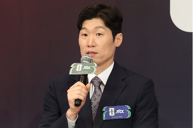 분노 참고 참은 박지성 “상대 감독 전술에 무너진 경기”···“2014 브라질 월드컵 실패 반복”