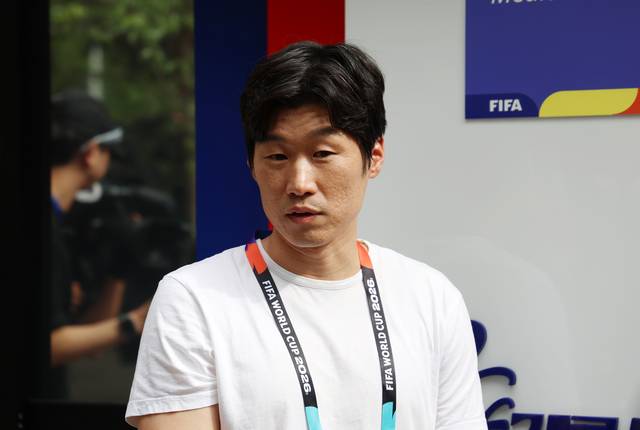 박지성, 홍명보·축협 직격 “감독 전술서 무너져, 결국 ‘그곳’ 잘못”