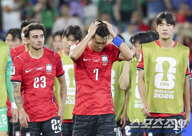 '왜 뛰질 못해' 홍명보호 선수단에 대체 무슨 일이 벌어진건가?[몬테레이 현장]