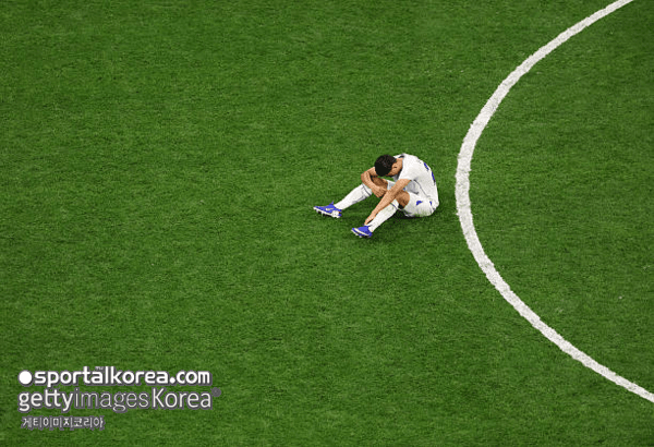 [오피셜] '홍명보호, 월드컵 탈락 확정!' 기적은 없었다...우즈베키스탄, 콩고민주공화국에 1-3 완패→韓, 끝내 32강행 좌절