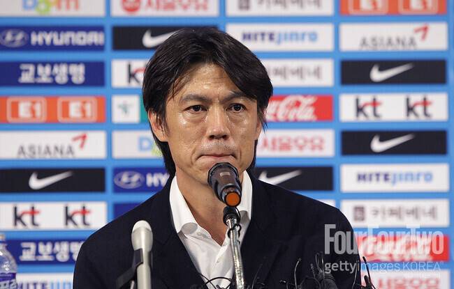 [오피셜] ‘대한민국 월드컵 최종 조별리그 탈락’…홍명보 감독, 2014년 이어 2026년마저 ‘처참한 실패’