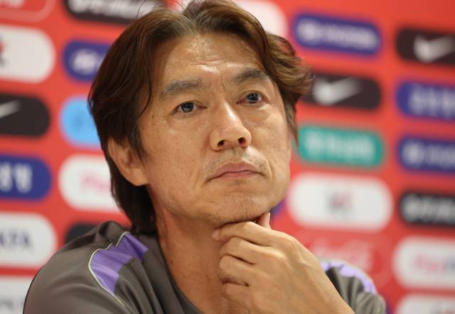 [월드컵] 홍명보 변명 기자회견에 축구 전문가들 비난 화살 쇄도