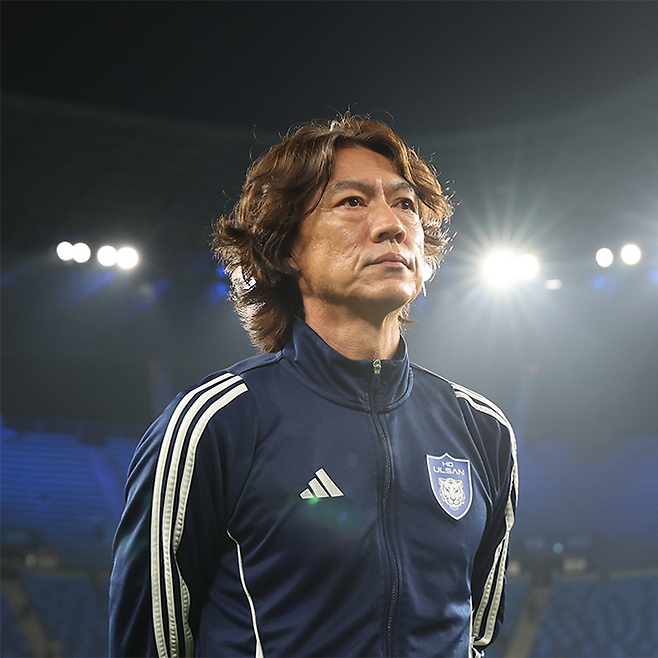 정몽규의 마지막 소임, 홍명보 경질이어야 하는 이유···임명권자들의 책임을 남기는 유일한 길 [이근승의 삐딱선]