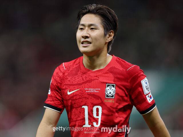 '이강인 영입 포기했다, PSG 태도 불만에 이적 협상 철수'…이강인 거취 관심