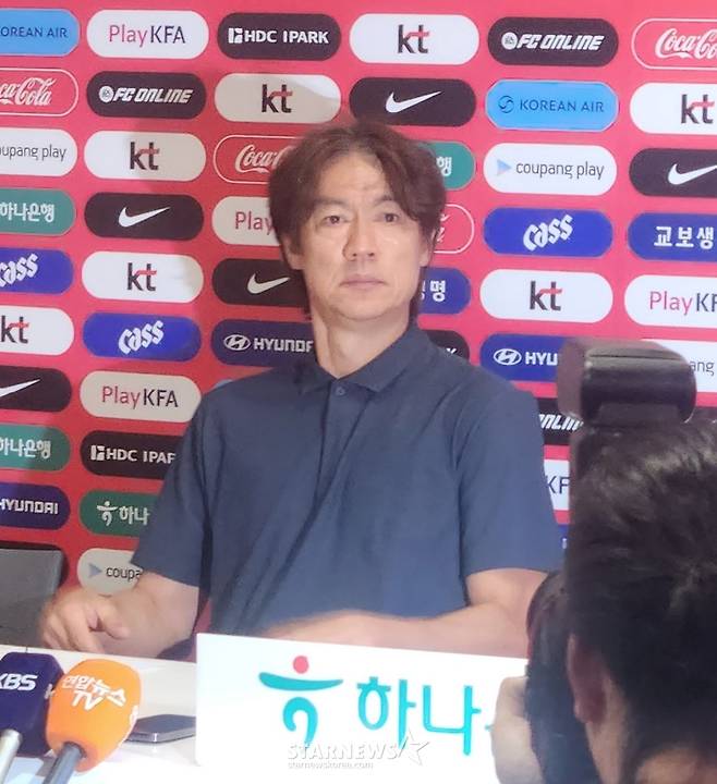 '전격 사퇴' 홍명보